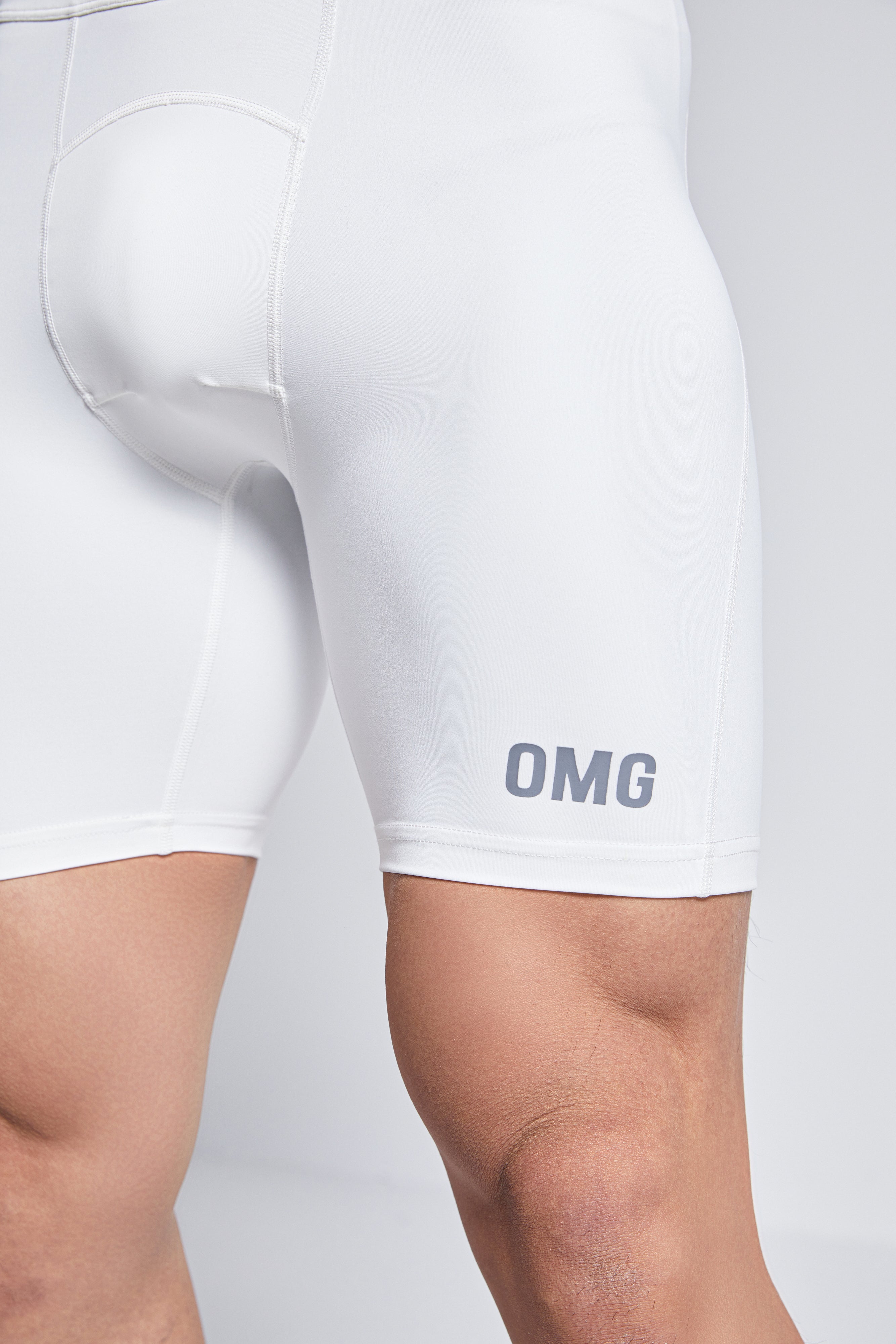 OMG® Be Special Short Tights